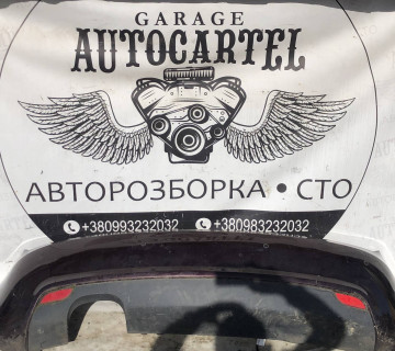 8x0807385 Бампер задній Audi A1