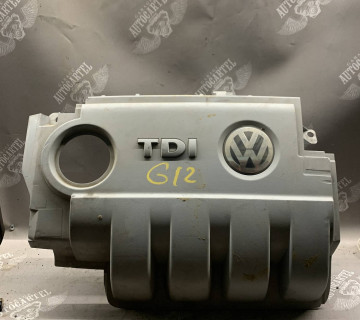 Кришка двигуна декоративна VW Passat B6 Caddy 1.9tdi 03g103967n