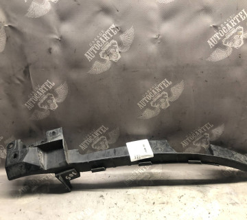 Кронштейн переднього бампера правий під фарою GM 13250571 OPEL Insignia