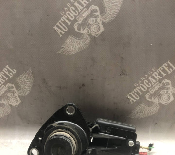 Замок кришки багажника ( привід) Renault Duster 906062426R
