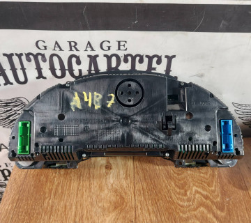 Щиток приладів Audi A4 B7 8E0920951E