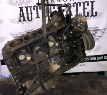 Комплектацію уточняти Блок двигуна r1110112901 Mercedes W203 C lass 2.0