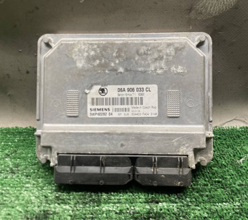 Блок керування двигуном Skoda Octavia A5 1.6 MPI 06a906033cl