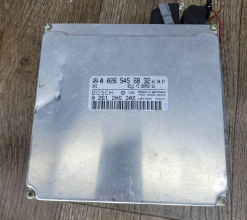 Блок керування двигуном Mercedes A0265456832
