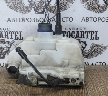Замок двері передній правий Renault megane 2