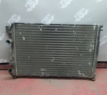 Радіатор основний Renault Scenic I (1996-2003) 2002 8200125769