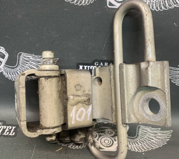 6q0831412a Петля дверей передня права нижня volkswagen polo 2009-2016