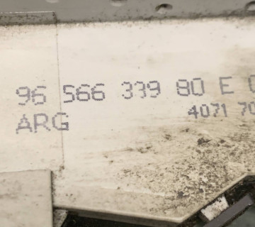 9656633980 замок дверей лівий задній peugeot 407 6pin