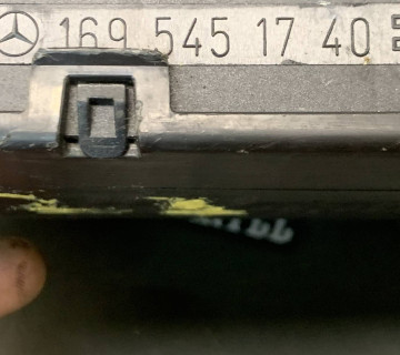 1695451740 блок запобіжників 1695451740 mercedes b-class