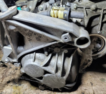 МКПП (механічна коробка перемикання передач) Renault Laguna II 1.9 dci (01-07) PK6382
