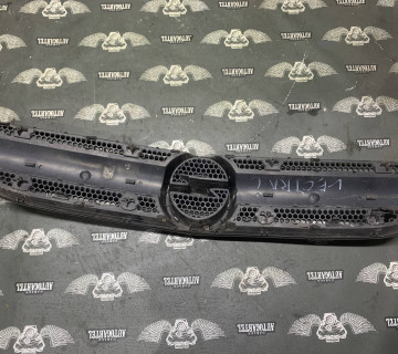 Решітка радіатора opel signum vectra c 13123491, 21728990