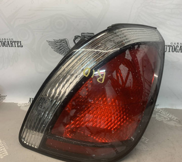 Задній правий ліхтар KIA RIO II хетчбэк 92402-1g2r