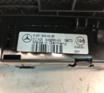 Дисплей парктроника Mercedes E-class (C207) 2009-2016 A001542442