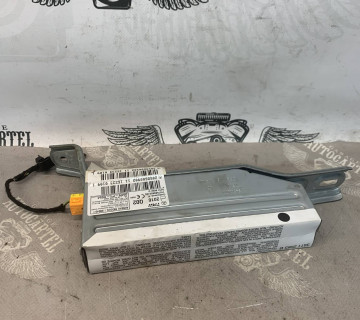 Подушка безпеки збоку (у сидіння) Mercedes Benz W205 2058600902