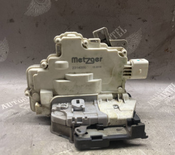 Замок задніх правих дверей VW Passat B6 METZGER 2314000