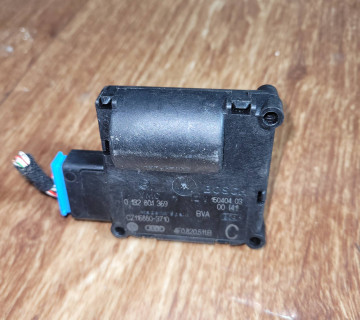 4F0820511B Привід заслінки печки Vw T5