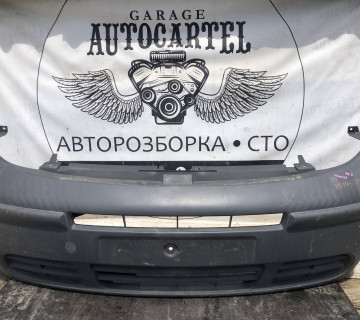 Бампер передній Nissan Primastar 21110245