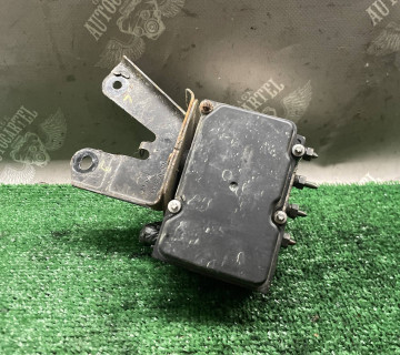 Блок керування ABS Peugeot 107 Citroen C1 Toyota Aygo 0265231579