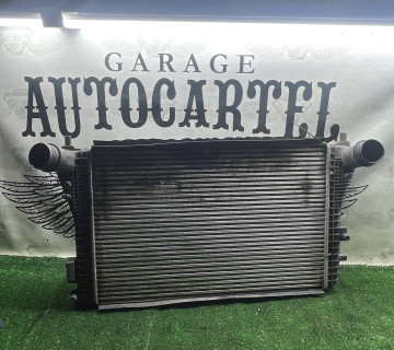 Радіатор інтеркулера 1.6 TDI Volkswagen Caddy SKODA Octavia A5 1k0145803aj