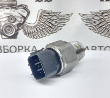 Датчик тиску паливної рампи Toyota Rav 4 2.2D 8945860010