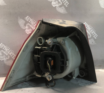 1k6945096e Ліхтар задній правий в крило VW Golf 5 2003 - 2009 хетч