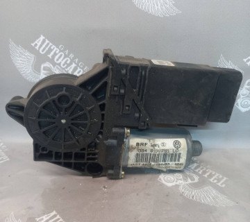 Моторчик склопідйомника передній лівий Vw Passat B5 3b4837751ld