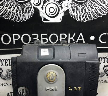 03c129607k декоративна кришка двигуна Volkswagen Golf 5