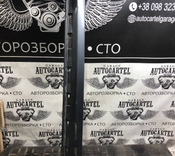 8e0853859 Бокова накладка поріг ліва Audi A4 B7