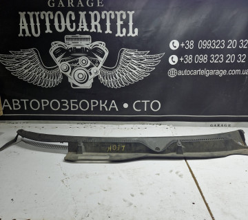 1m1853185 Декоративна накладка під лобове скло жабо Leon 2005-2012