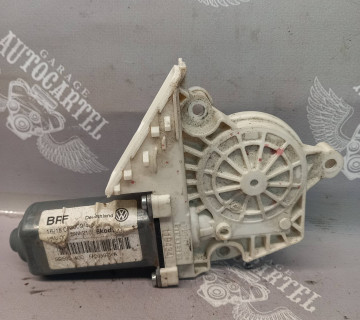 5k0959704a Моторчик склопідйомника лівий задній Volkswagen Touran 2003—2015