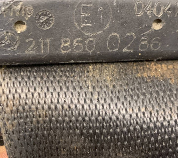 2118600286 Ремінь передній правий mercedes w211 2118600286
