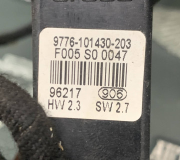 Блок керування склопідйомником, передній лівий Volkswagen Passat B5 9776101430203