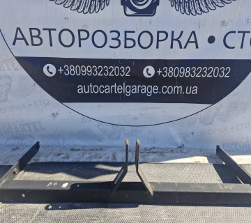 Фаркоп для авто частина для passat b6 21765964