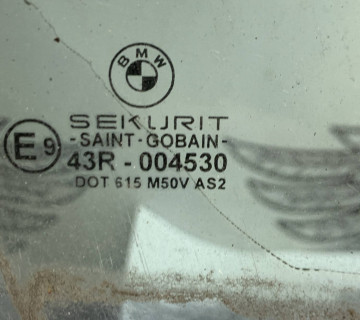 Скло дверки передньої правої BMW X5 E53 43r-004530, 21801068