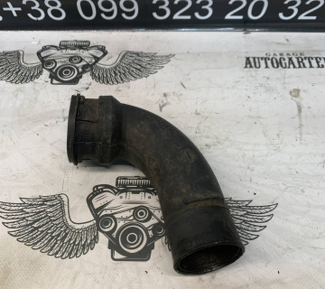 Патрубок інтеркулера Renault Clio 2 1.5dCi 99109109