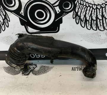 Патрубок повітря від витратоміра до турбіни RENAULT Duster 8200921878