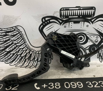 Педаль зчеплення Seat Leon VW Jetta Golf Beetle Caddy Audi A3 1k1721059ag