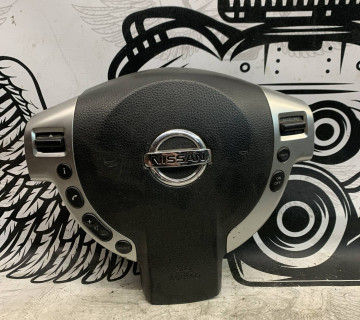 Подушка безпеки водійська (AirBag) Nissan Qashqai J10 ca400761lw