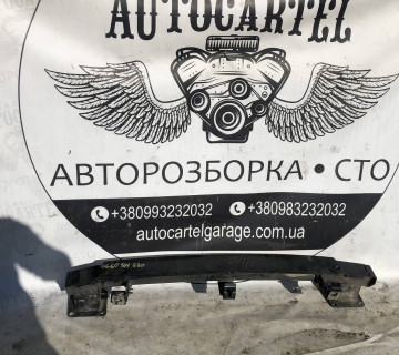 Підсилювач переднього бампера (металічний) 9660501880 Citroen c5