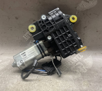 Двигун регулювання рульової колонки (сервопривід) BMW 5 E60 E61 p1-01876-01