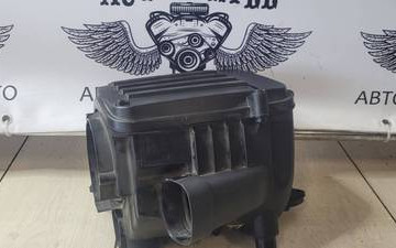 Корпус повітряного фільтра Skoda Octavia A5 1.4TSI 1K0129607AL