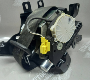 a2048600885 Ремінь безпеки задній правий MERCEDES-BENZ C-class w204 C220 CDI