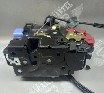 Замка дверки задньої правої VW Touran 2003-2010 1t0839350a
