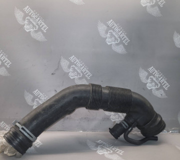 1k0129684 Патрубок повітряного фільтра Skoda a 5