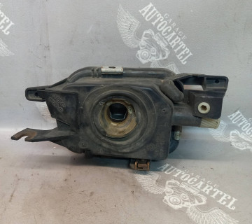 Протитуманна фара перед MERCEDES-BENZ C-CLASS (W203) 301-15033301