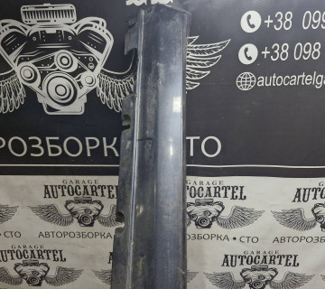 2046981654 накладка для порога ліва Mercedes mglk x204