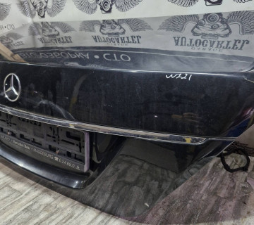 Задня ляда кришка багажника Mercedes w221 s class седан 2005-2013 21570391