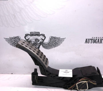 a1643000104 Педаль газу Mercedes ML W164