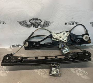 Склопідйомник передніх лівих дверей Mercedes E W211 без моторчика a2117200146
