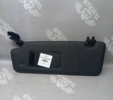 Козирьок сонцезахисний лівий чорний Audi A4 B6 S-LINE 8e0857551a